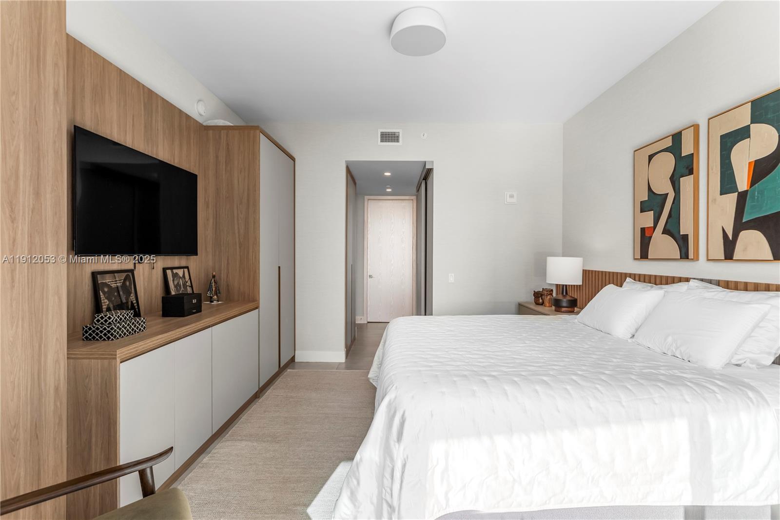 AURORA CONDO - Residential Lease