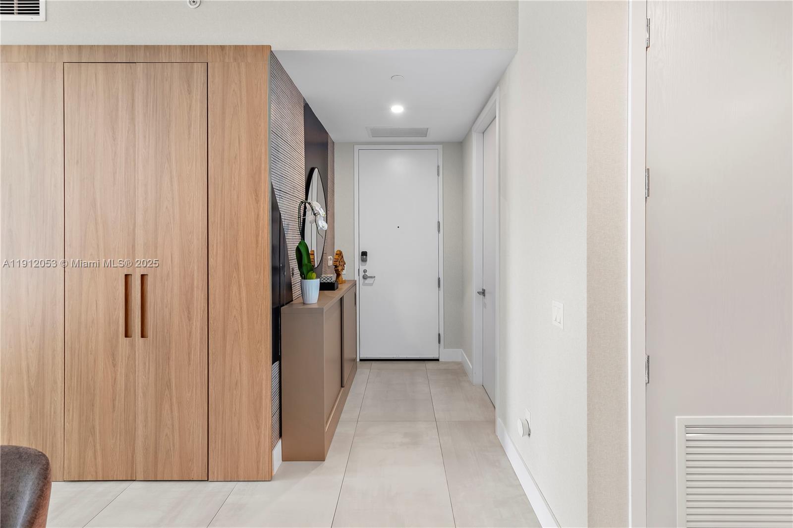 AURORA CONDO - Residential Lease