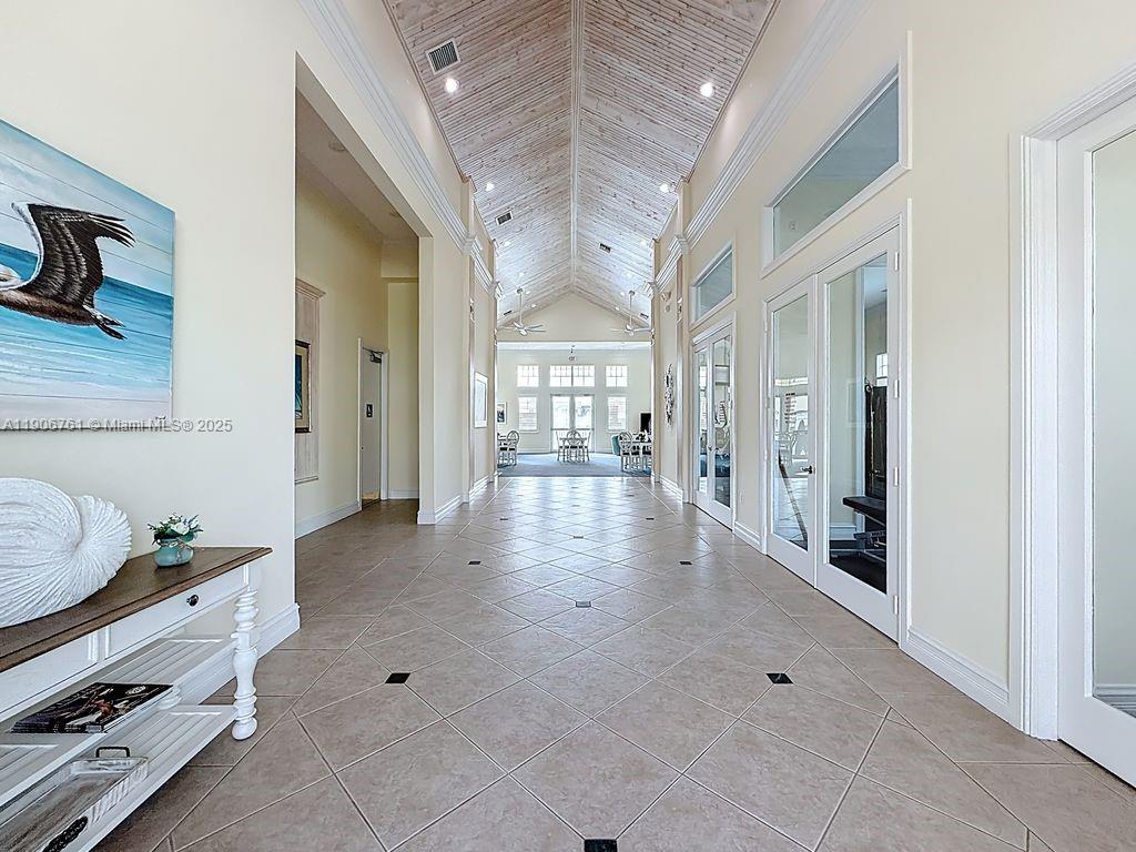 MARINER BAY - Residential