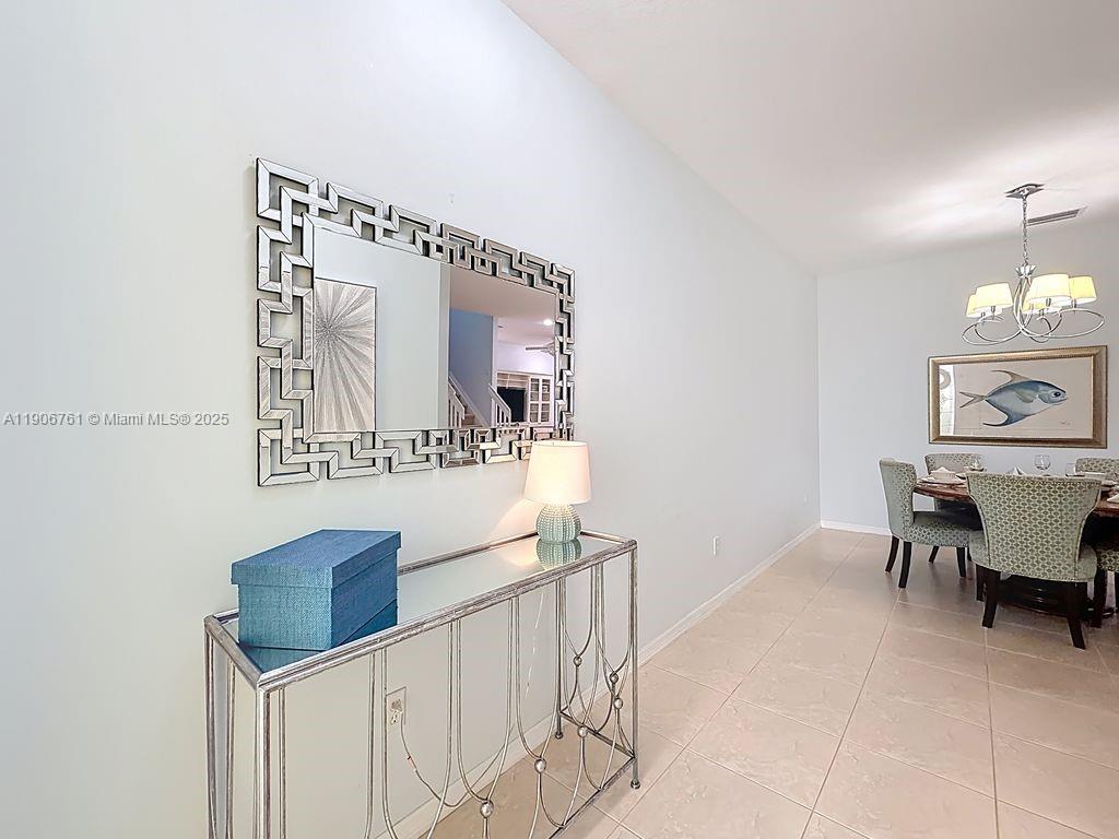 MARINER BAY - Residential