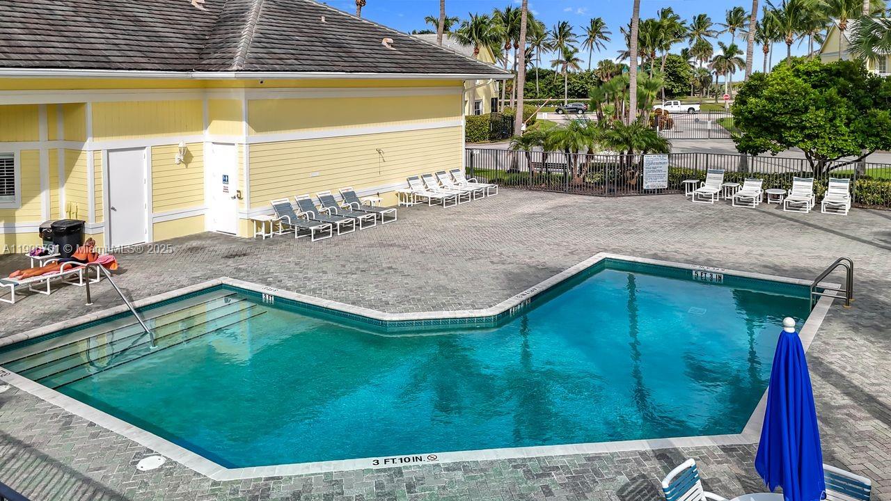 MARINER BAY - Residential