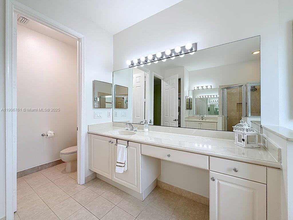 MARINER BAY - Residential