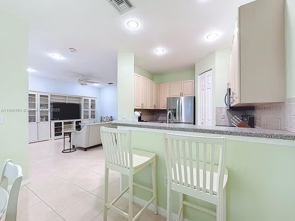 MARINER BAY - Residential