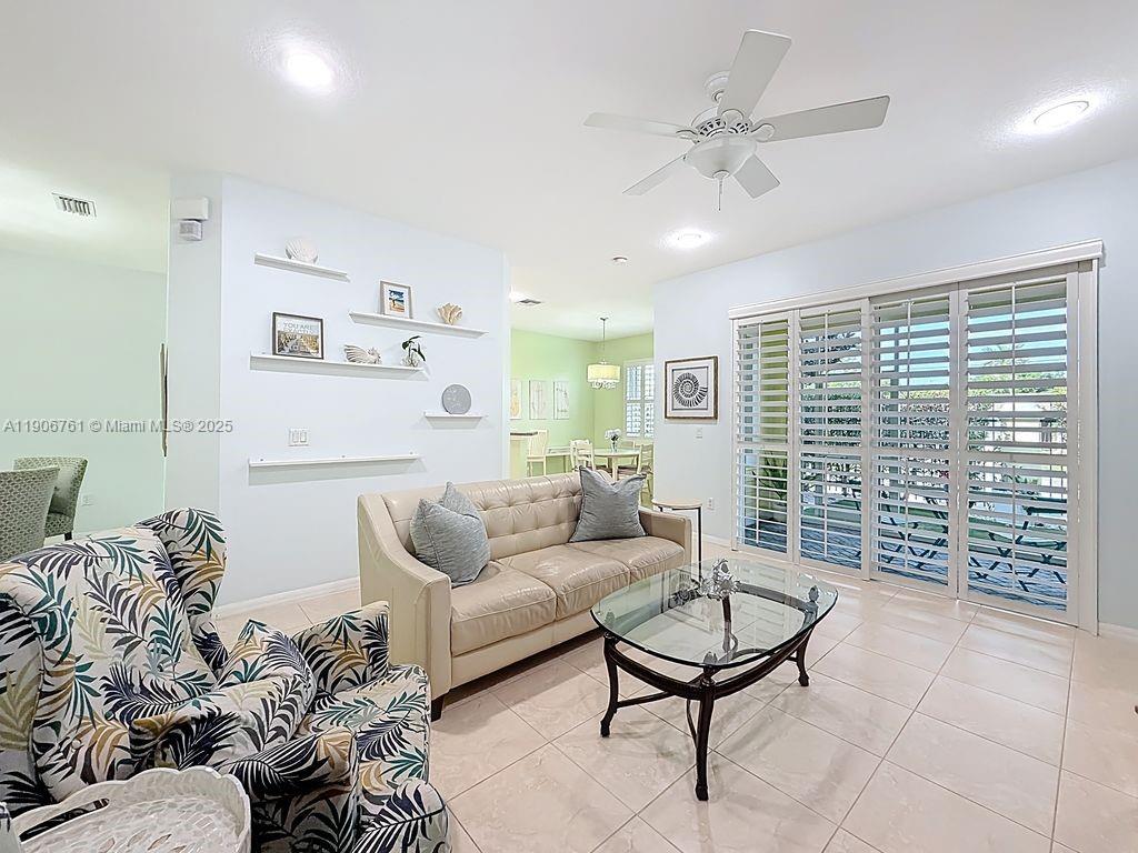 MARINER BAY - Residential