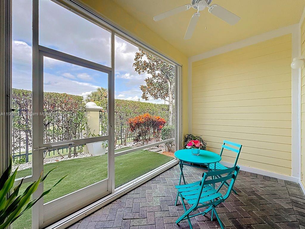 MARINER BAY - Residential