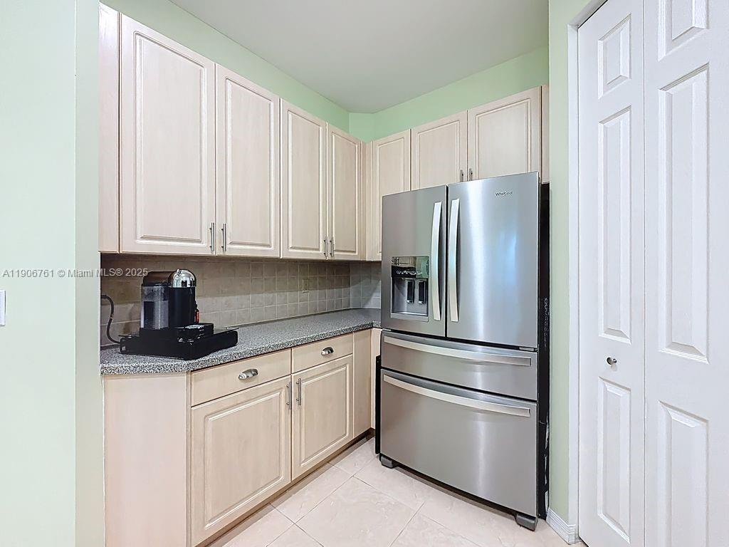 MARINER BAY - Residential