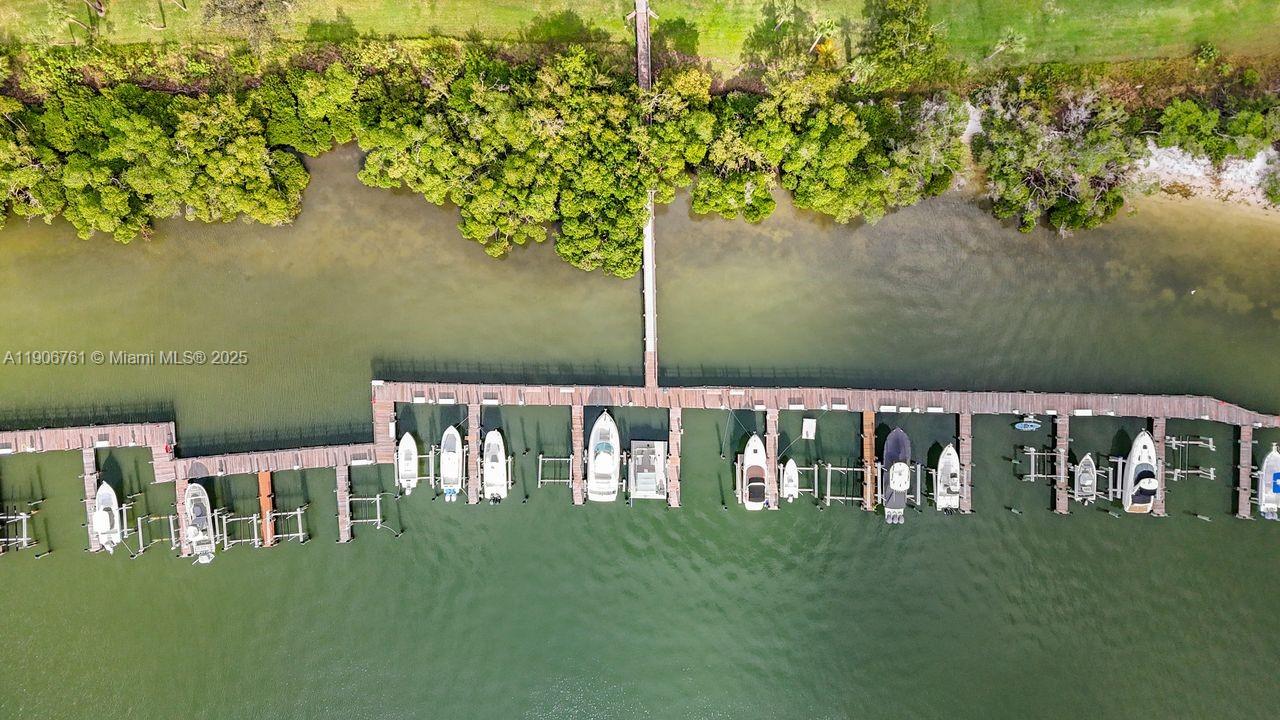 MARINER BAY - Residential