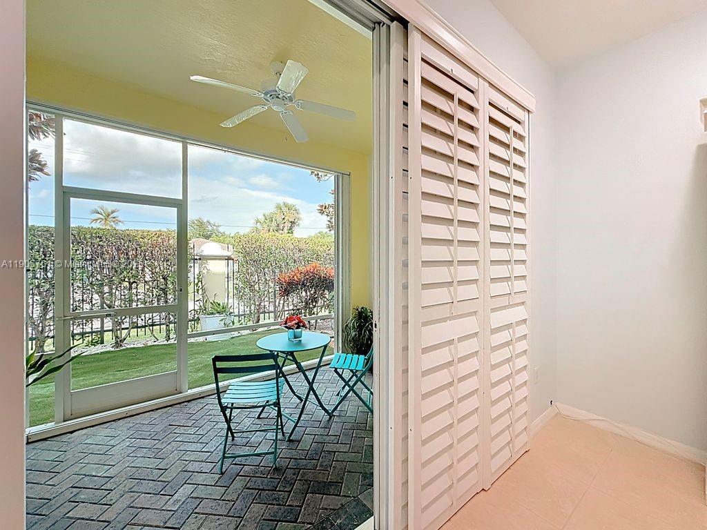 MARINER BAY - Residential