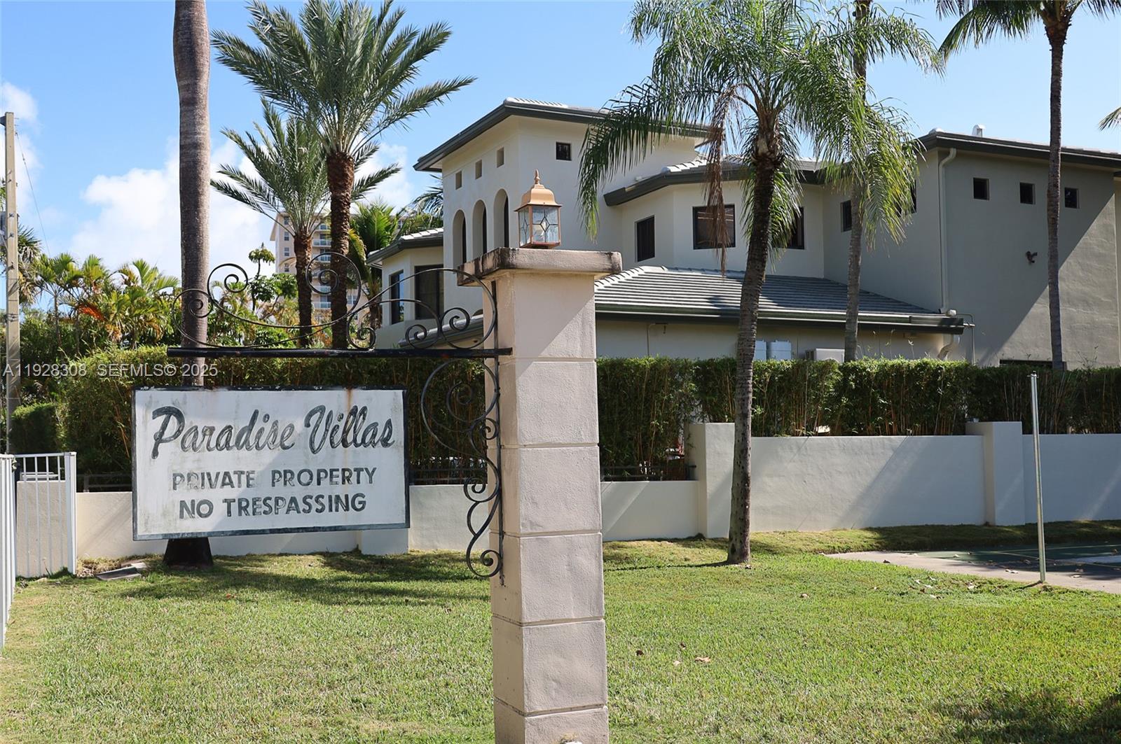 PARADISE VILLAS CONDO - Residential