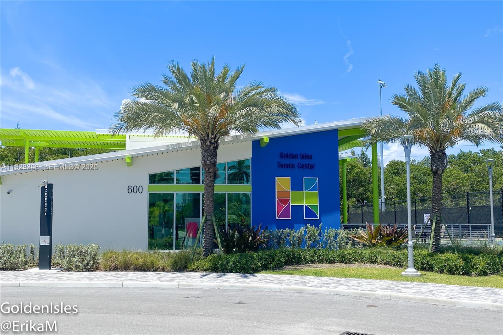 PARADISE VILLAS CONDO - Residential