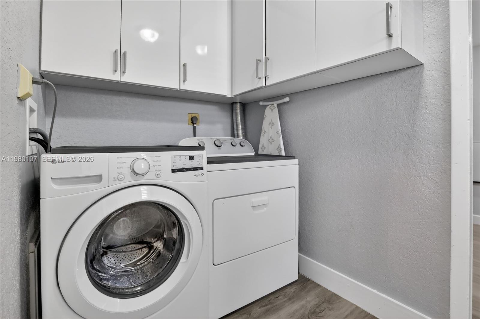 WESTWOOD COMMUNITY 6 - Residential