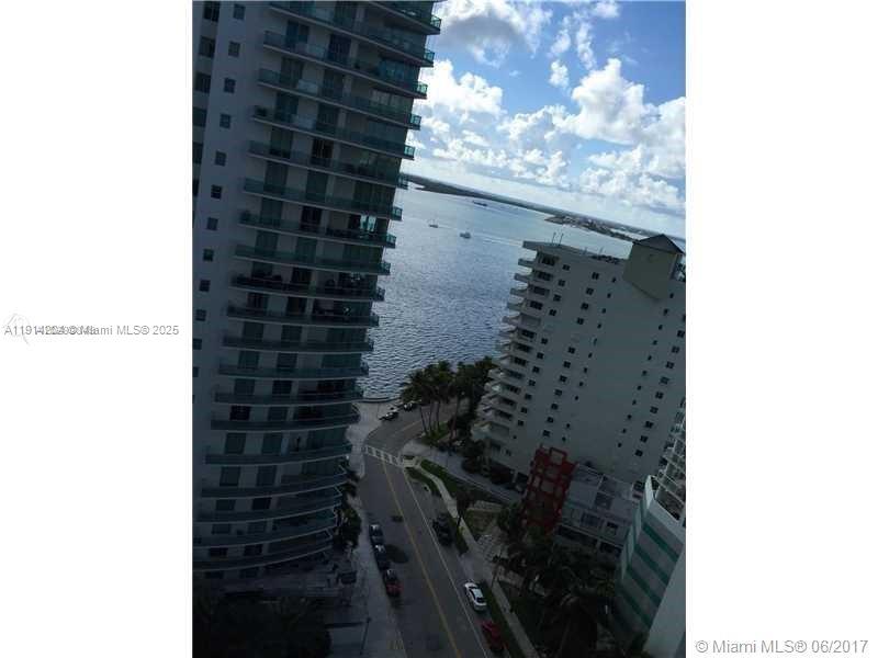 BRICKELLHOUSE CONDO - Land