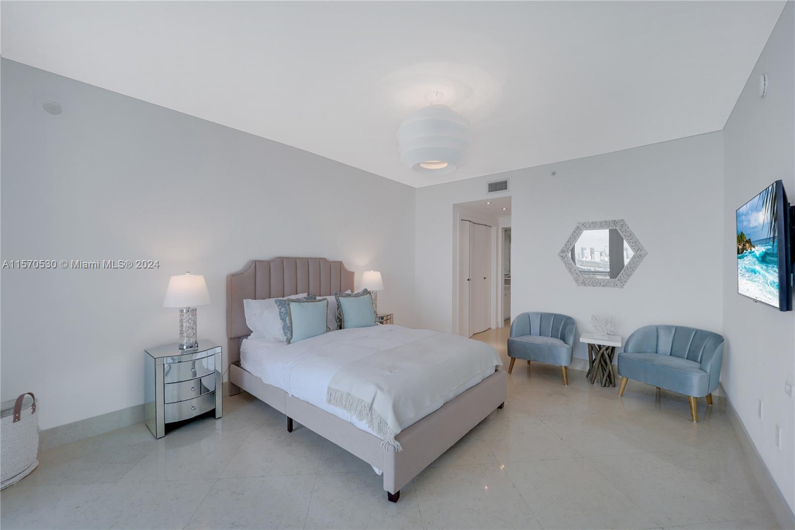 THE BENTLEY BAY CONDO - Residential