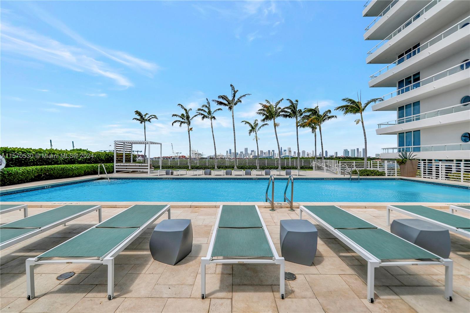 THE BENTLEY BAY CONDO - Residential