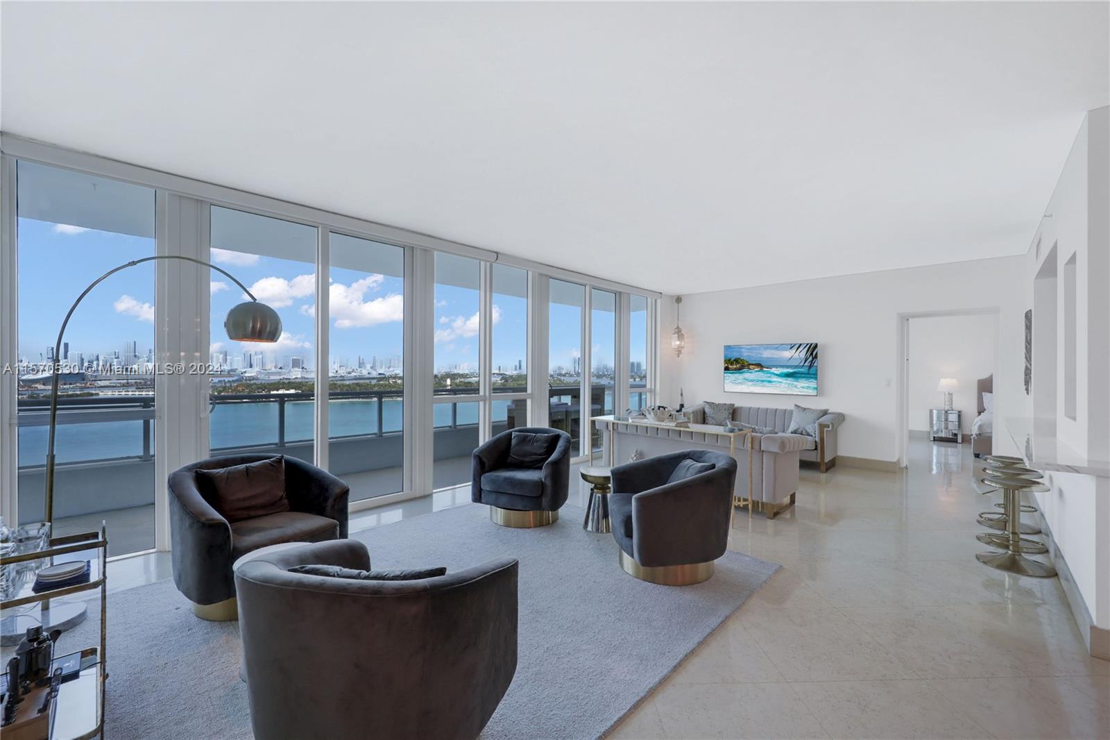 THE BENTLEY BAY CONDO - Residential