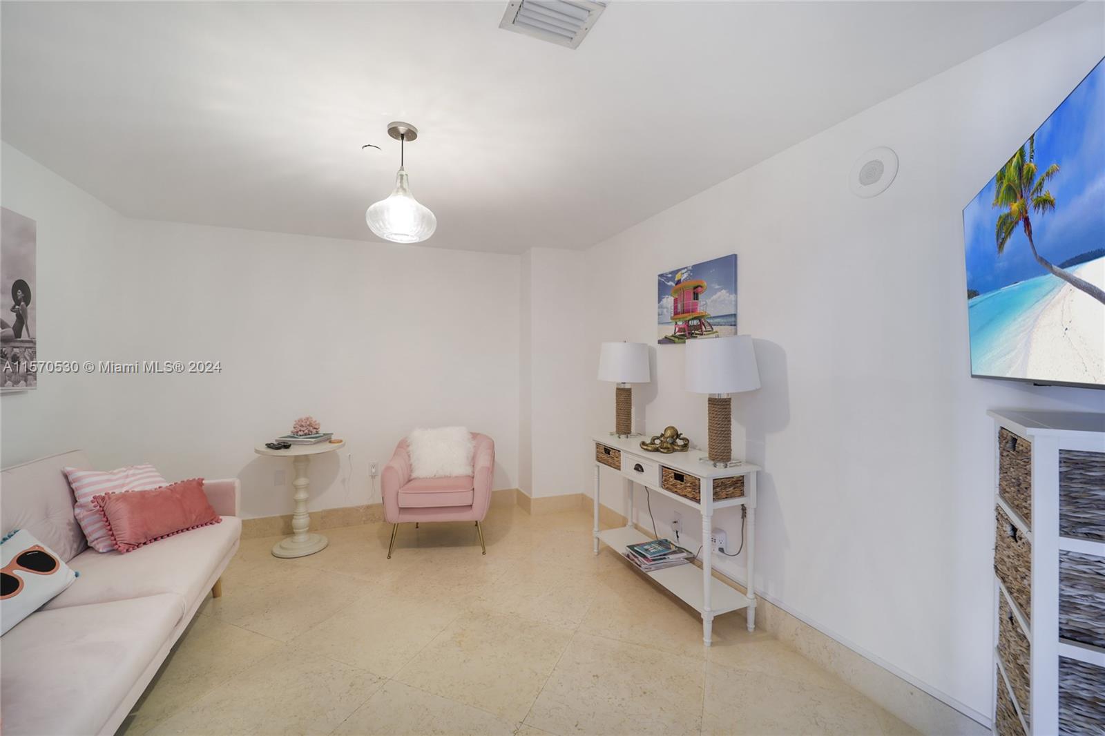 THE BENTLEY BAY CONDO - Residential