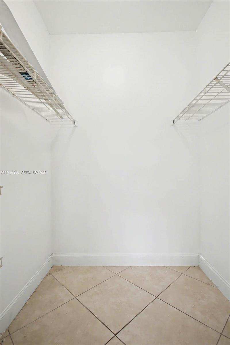 REFLECTIONS AT PEMBROKE P - Residential Lease