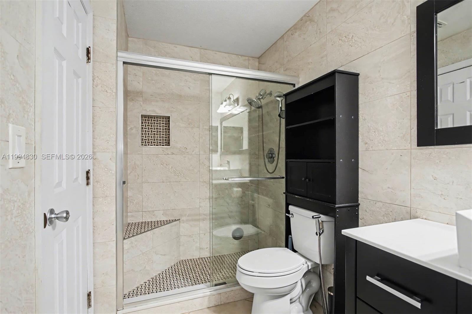 REFLECTIONS AT PEMBROKE P - Residential Lease