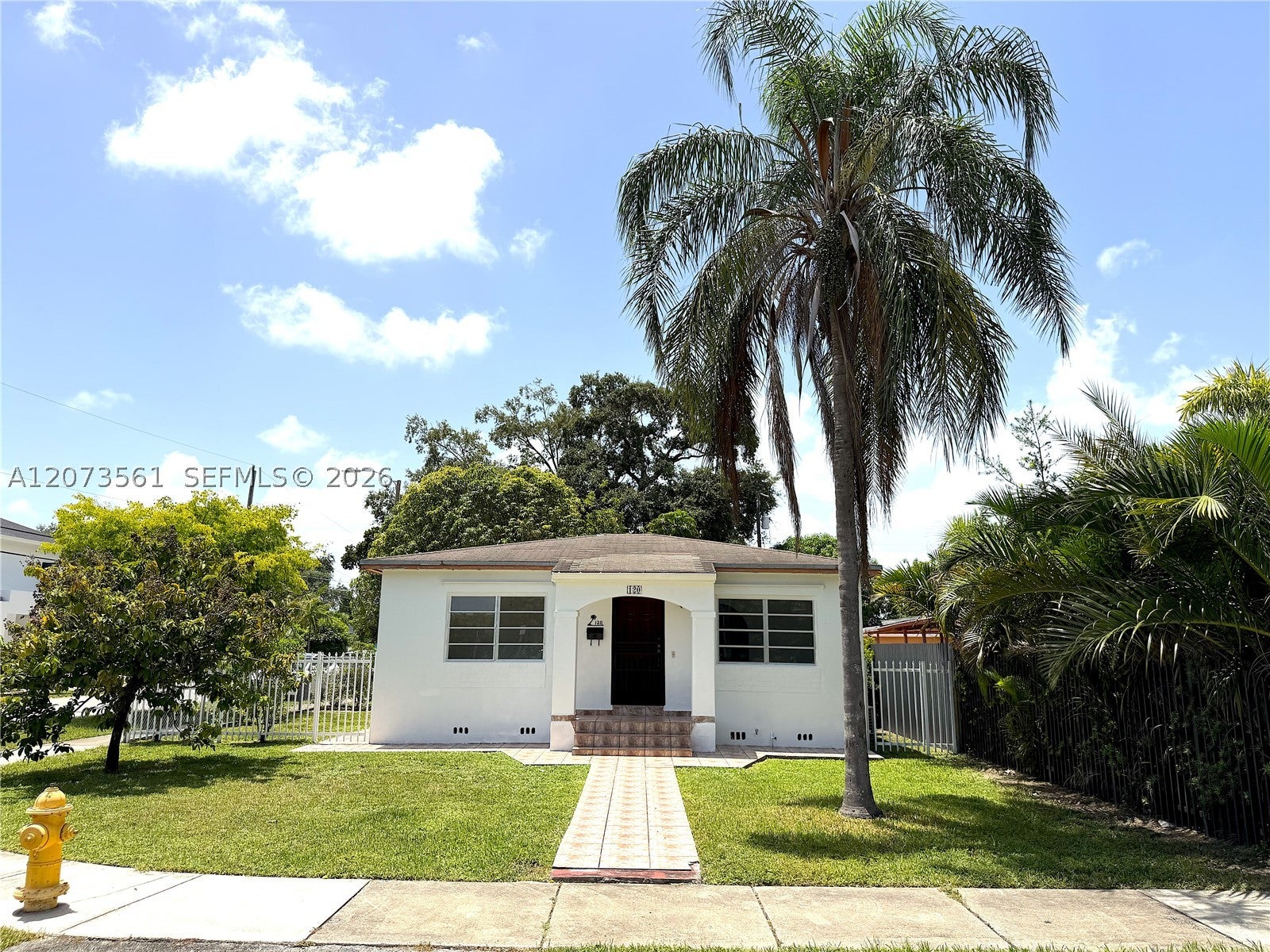 120 SW 59th Ave