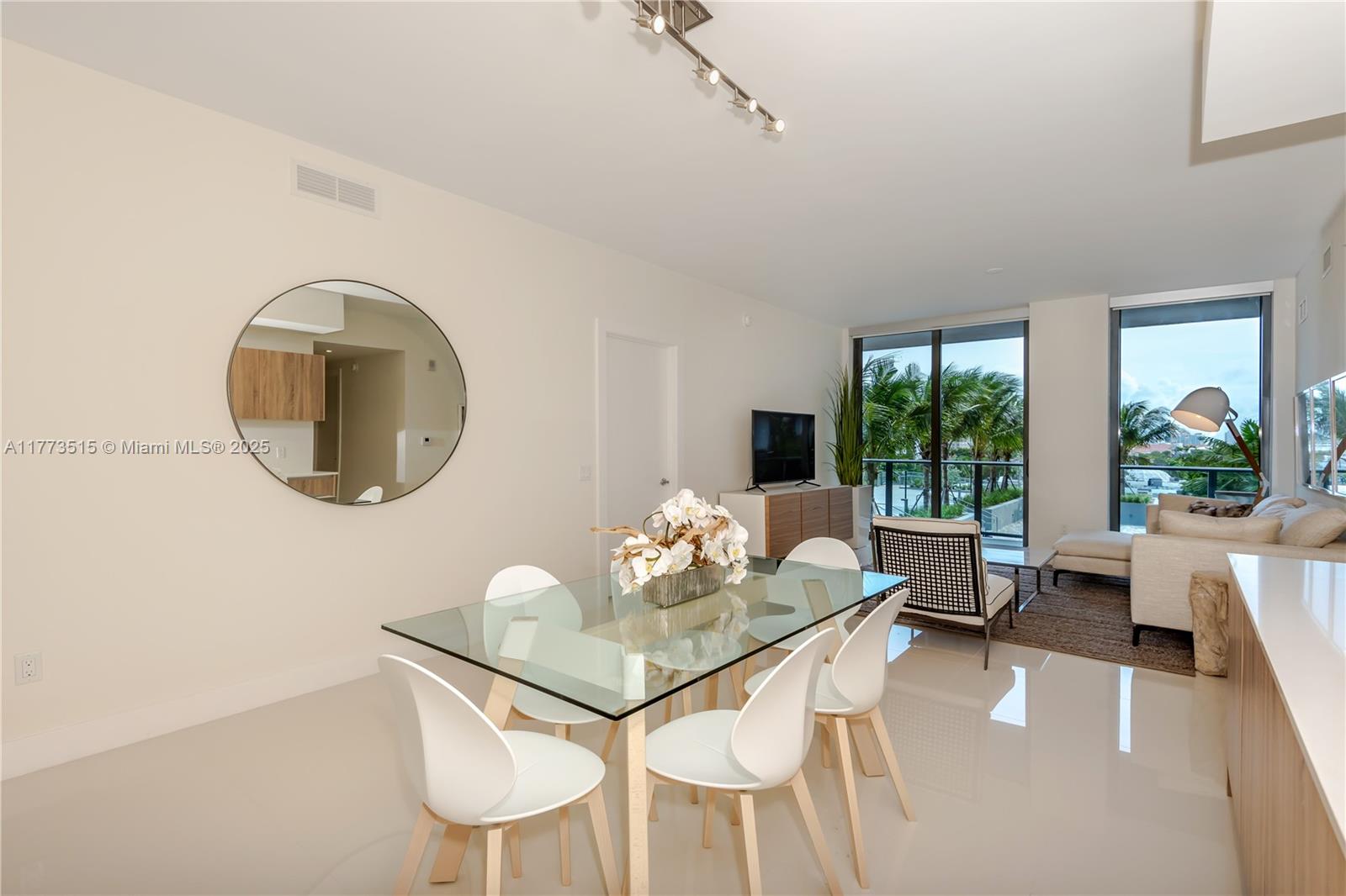 Rental Property at 2960 Ne 207th St 613, Aventura, Miami-Dade County, Florida - Bedrooms: 2 
Bathrooms: 2  - $4,900 MO.