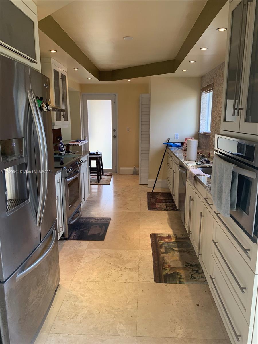 GOLDEN SHORES OCEAN BLVD - Residential