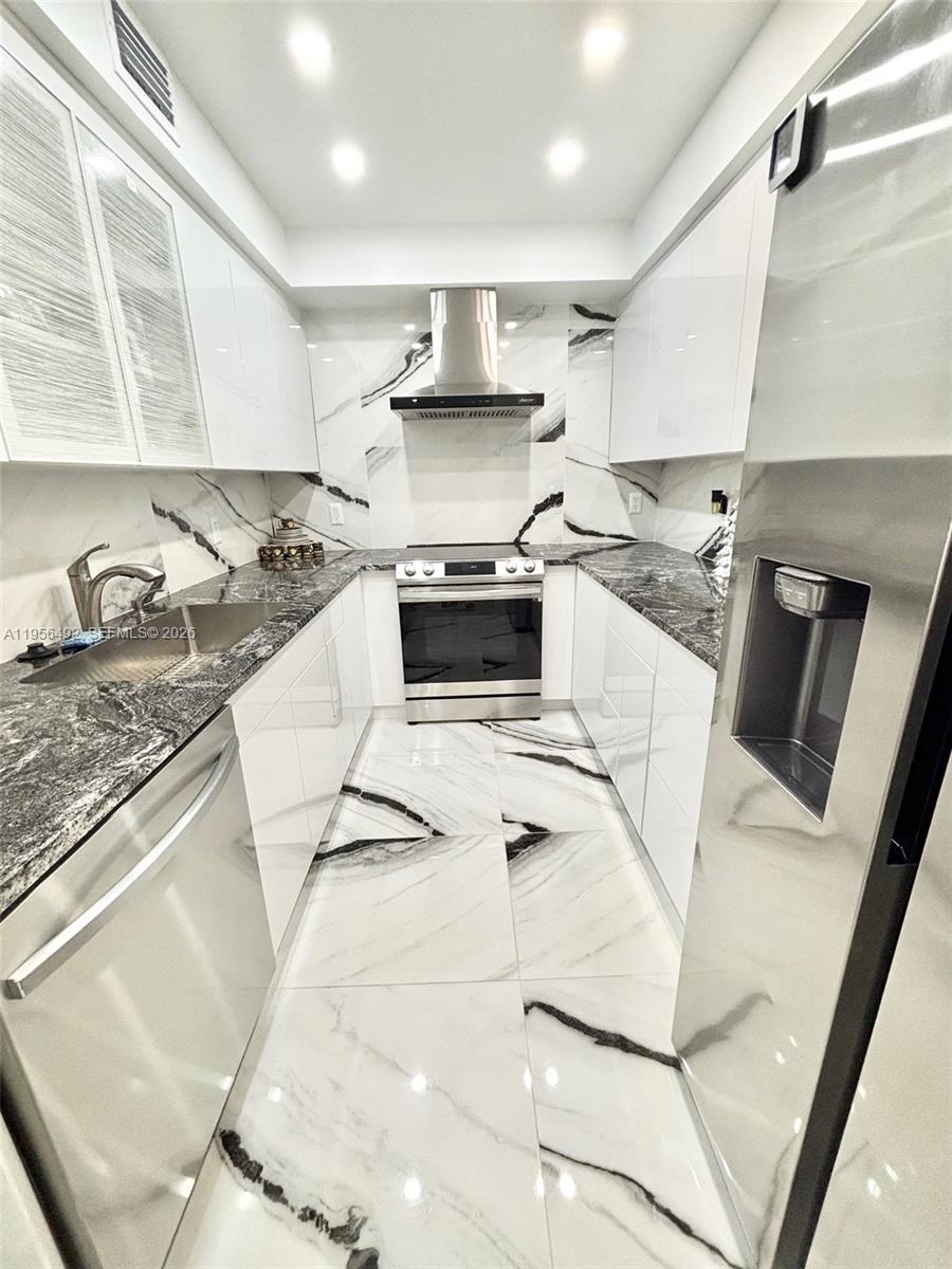 HEMISPHERES CONDO - Residential