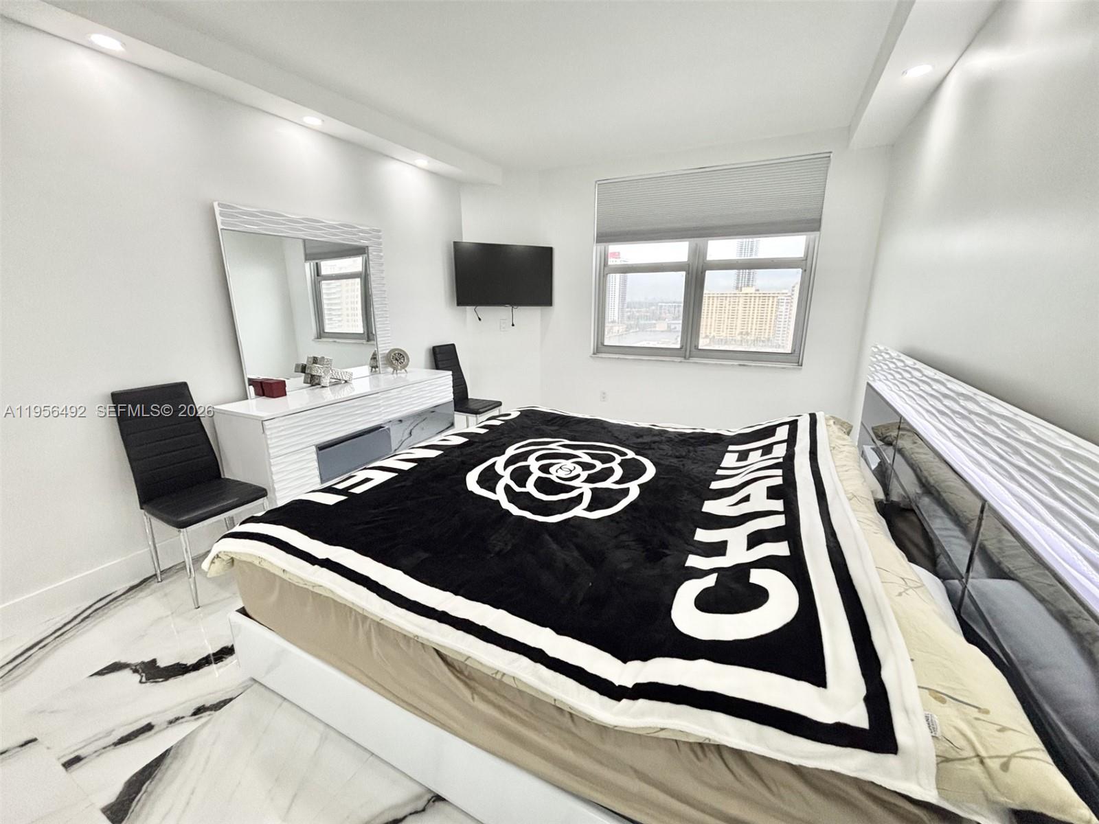 HEMISPHERES CONDO - Residential