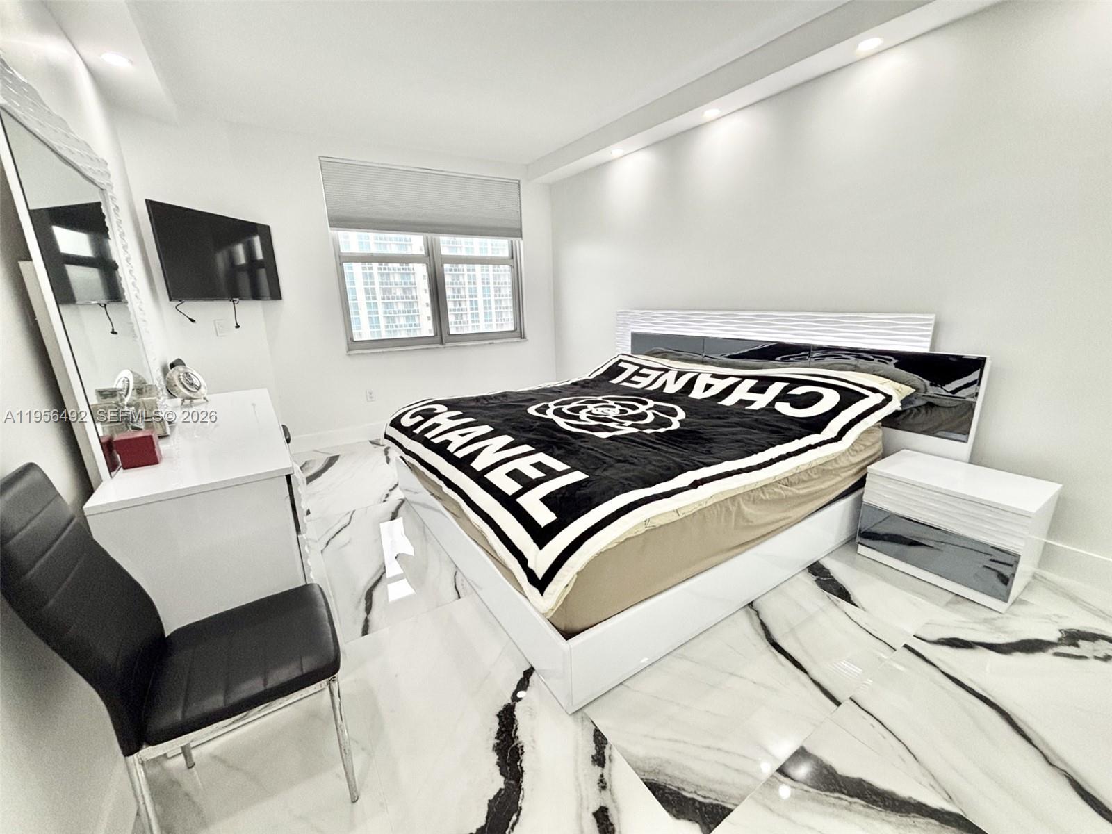 HEMISPHERES CONDO - Residential