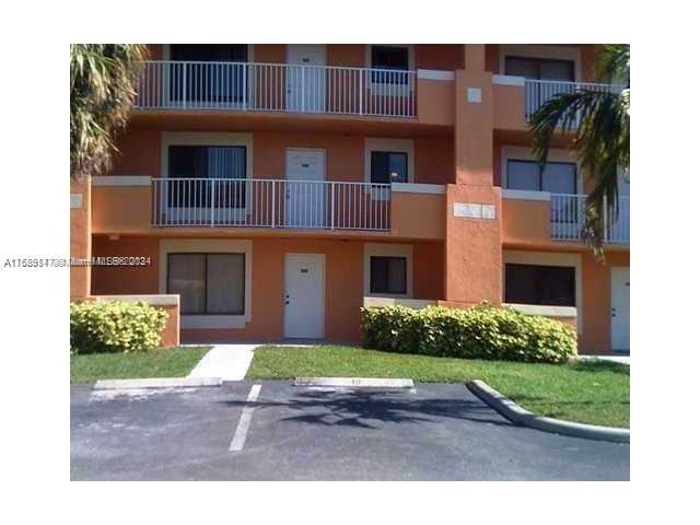 COURTYARDS AT DAVIE CONDO - Residential