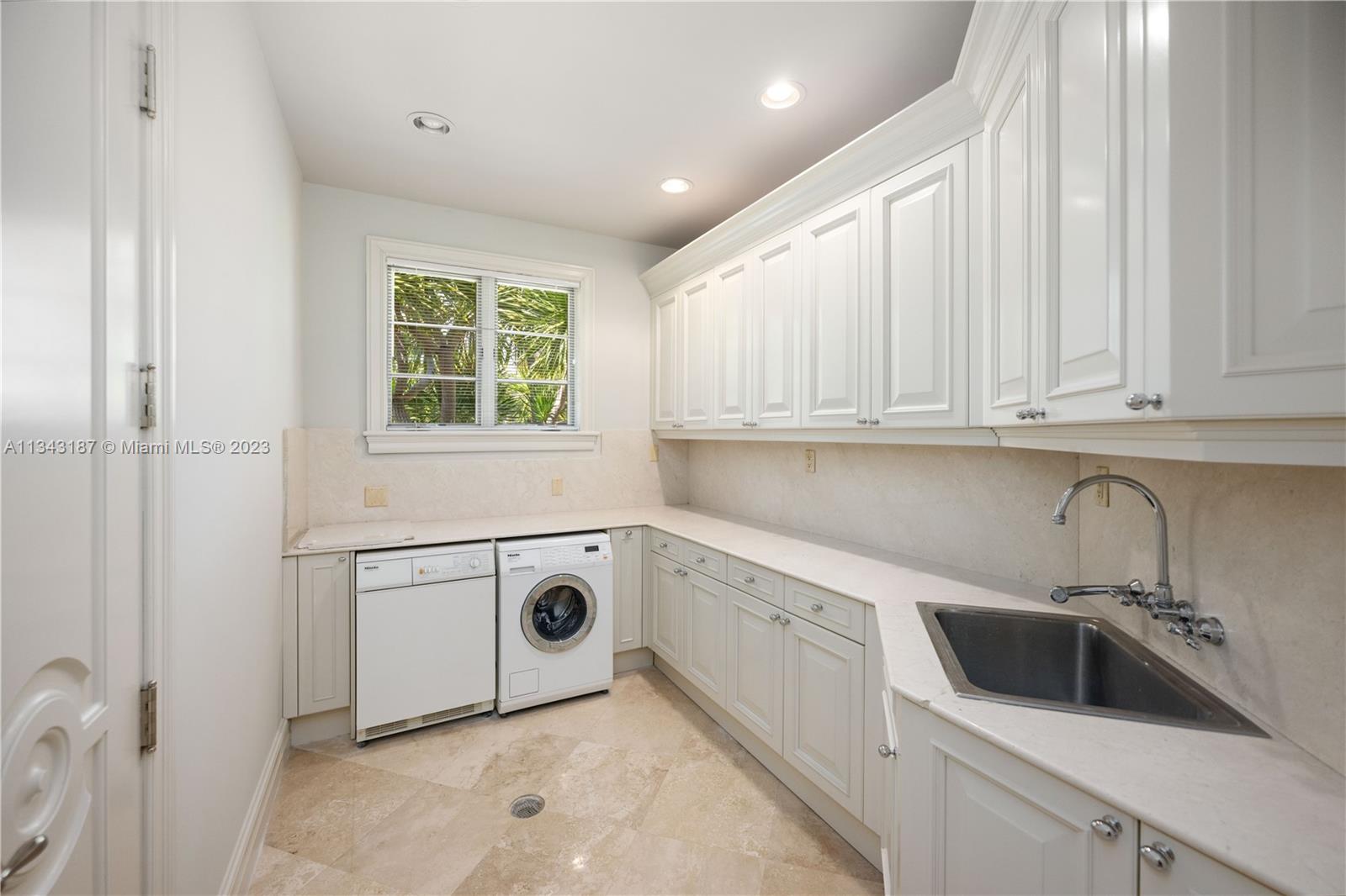 NURMI ISLES ISLAND NO 1 - Residential