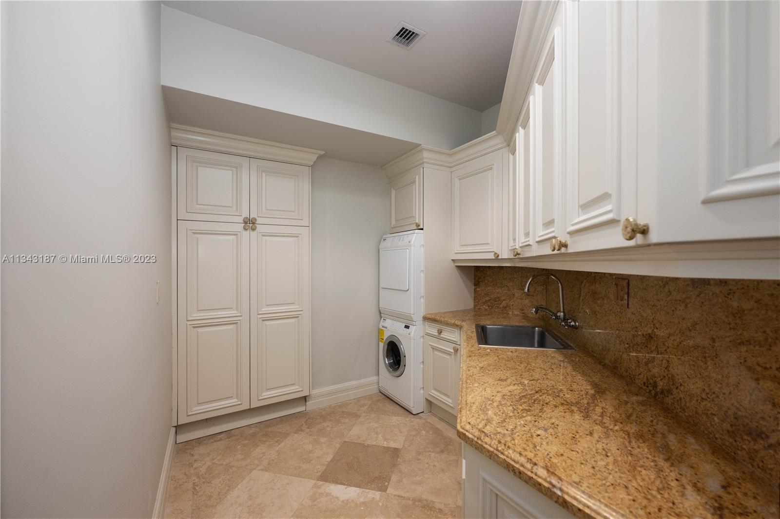 NURMI ISLES ISLAND NO 1 - Residential