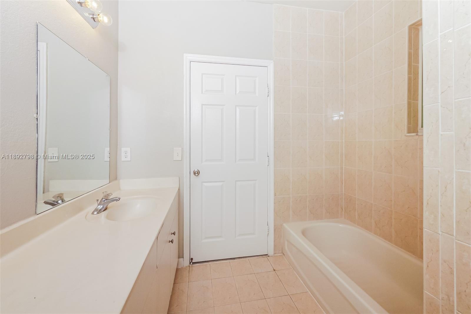 EMILIOS PLACE AT OASIS - Residential Lease
