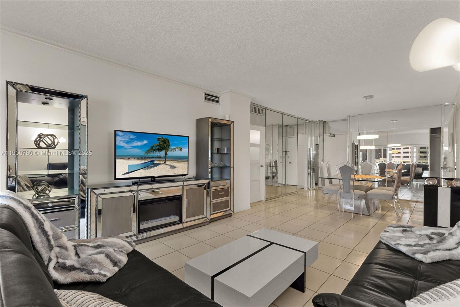 300 Bayview Dr 509