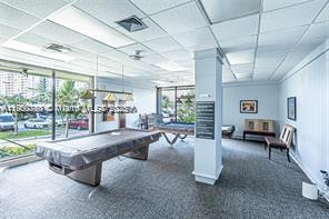 ARLEN HOUSE CONDO - Residential