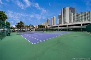 ARLEN HOUSE CONDO - Residential