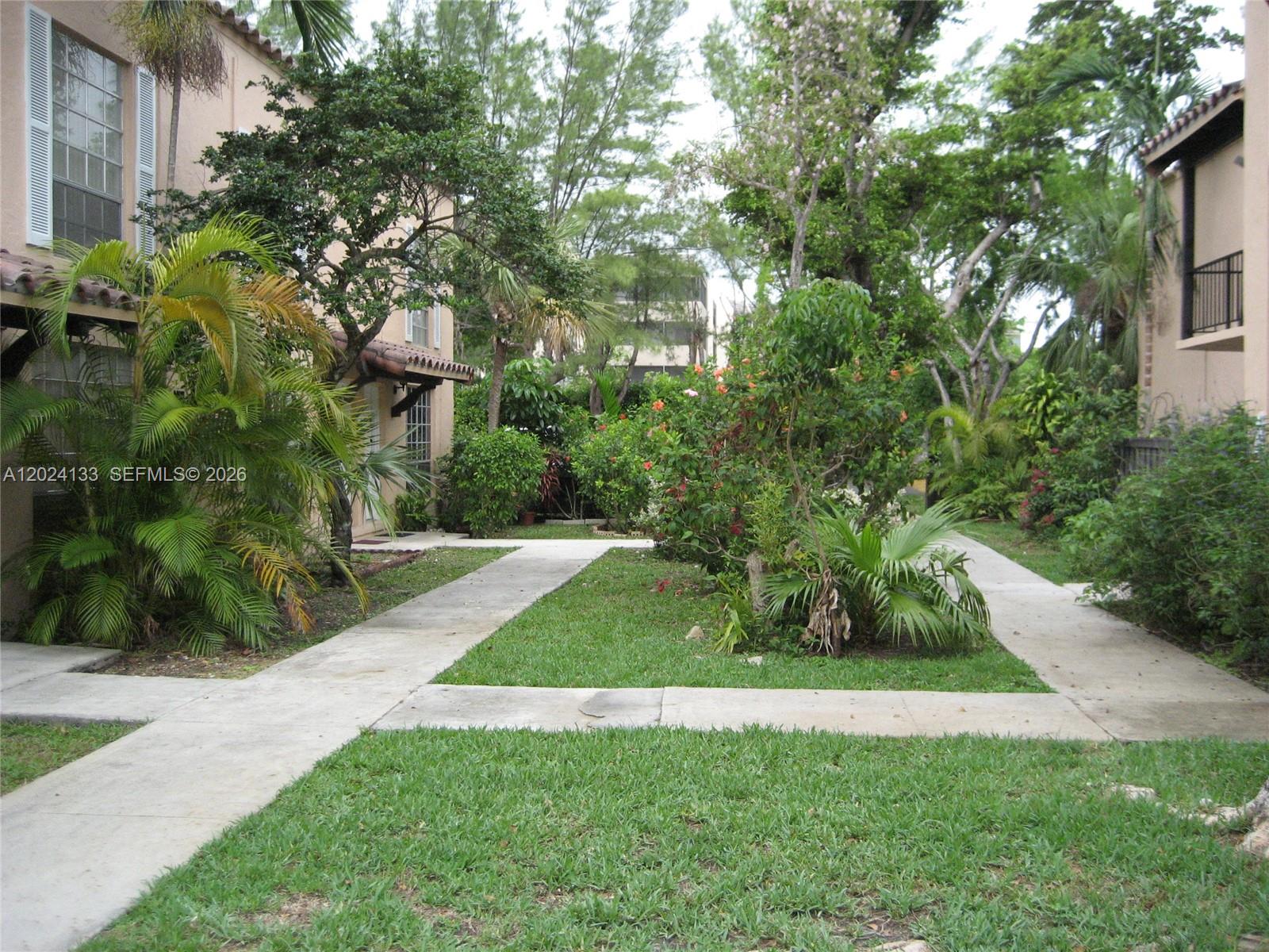 SPANISH TRACE CONDO - Residential