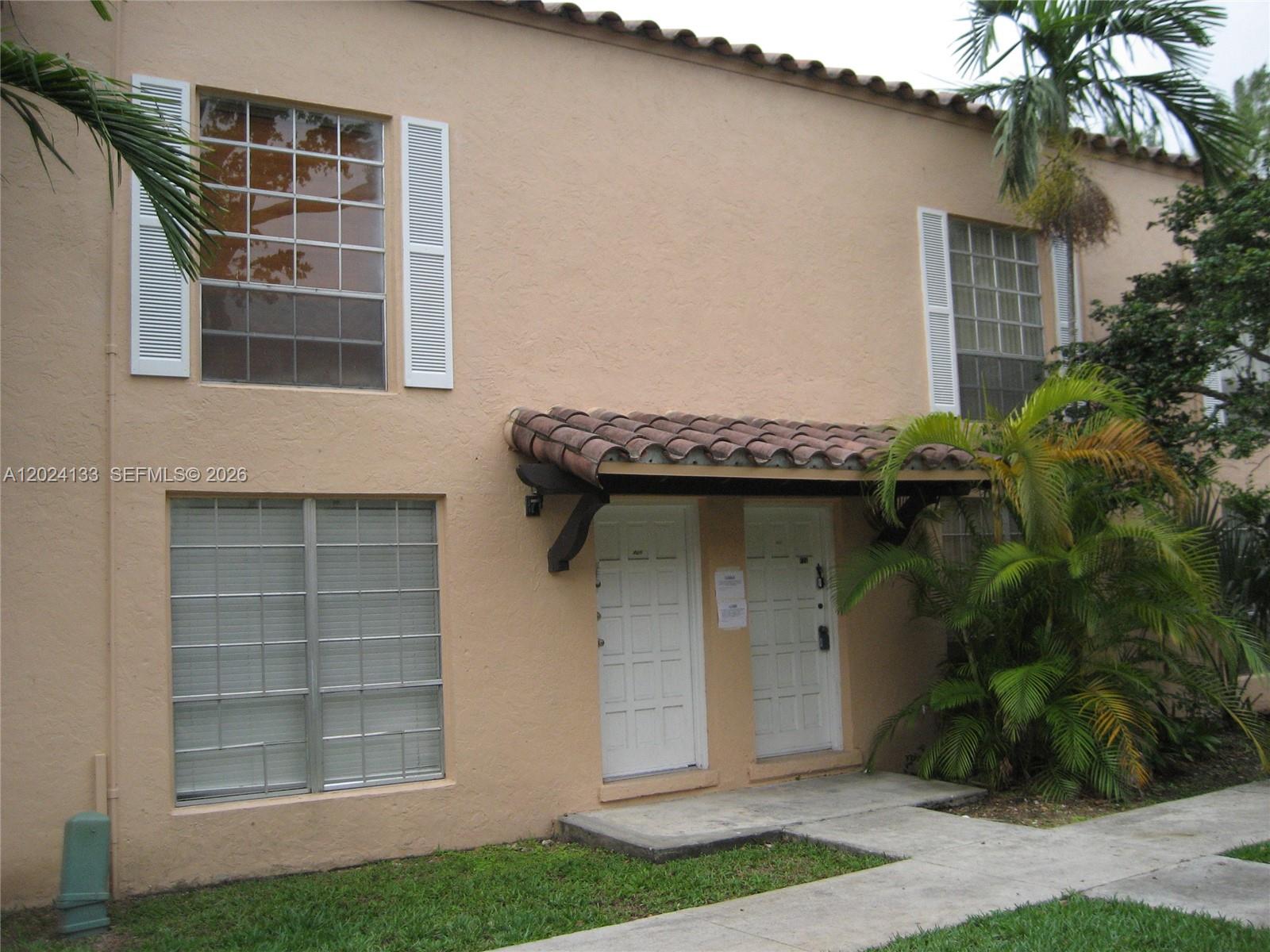 SPANISH TRACE CONDO - Residential