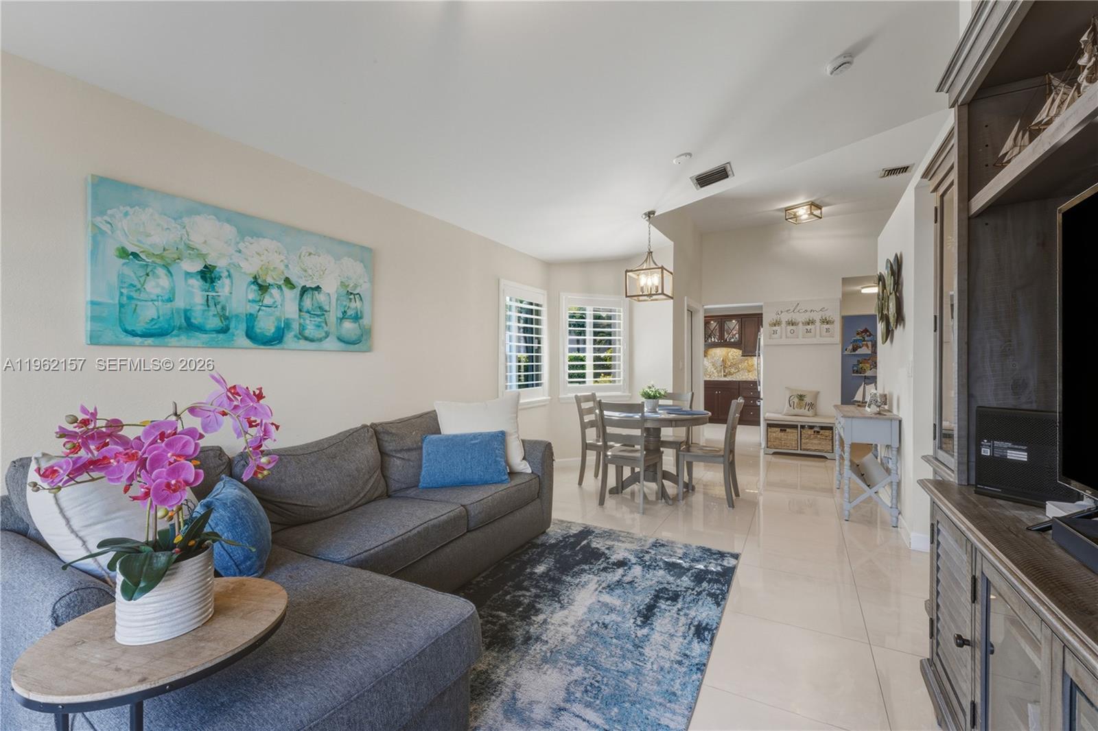 DORAL LANDINGS TOWNHOMES - Residential