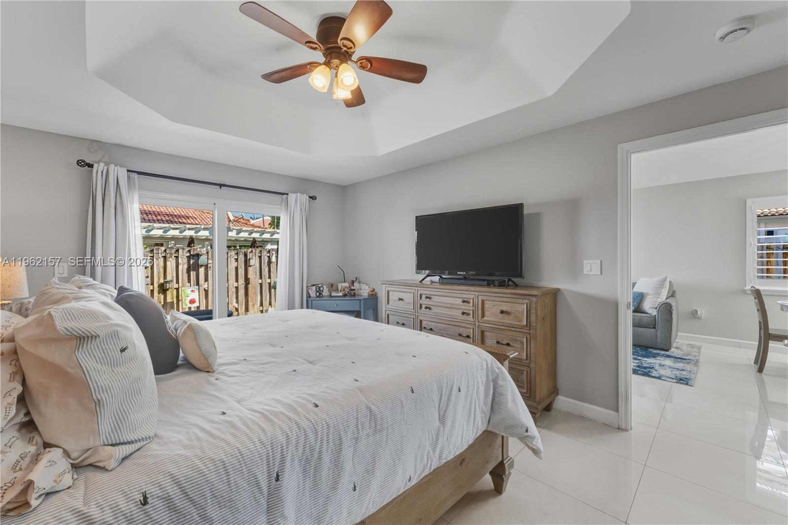 DORAL LANDINGS TOWNHOMES - Residential