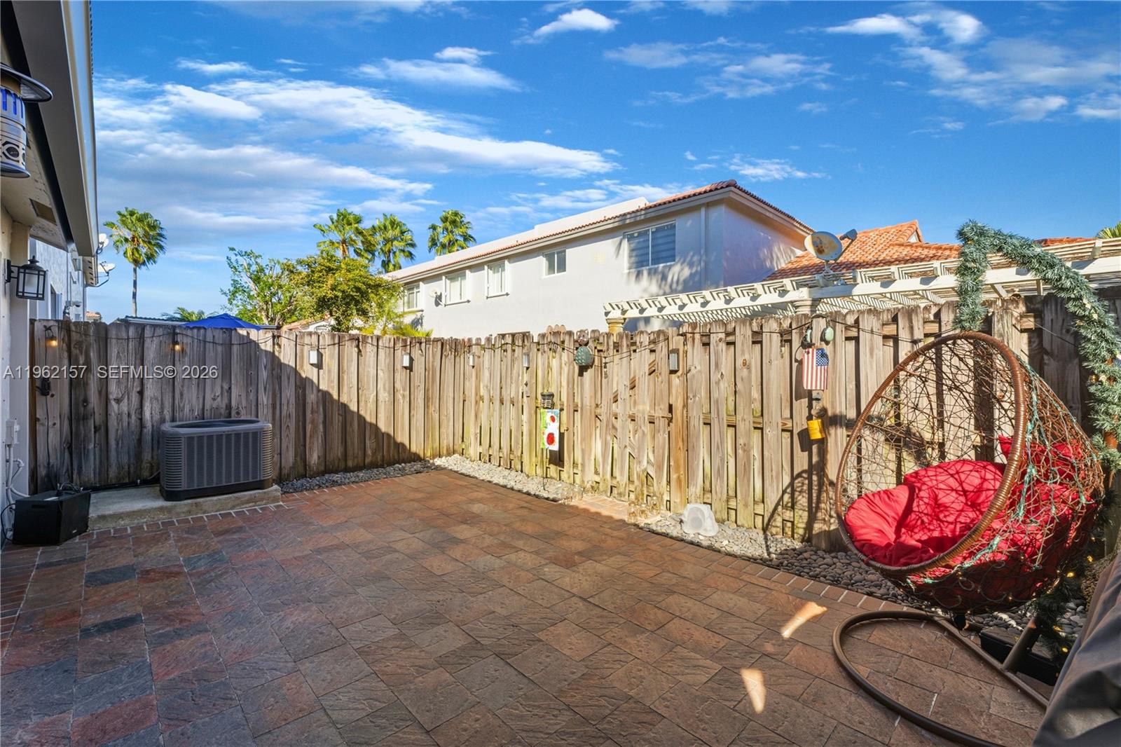 DORAL LANDINGS TOWNHOMES - Residential