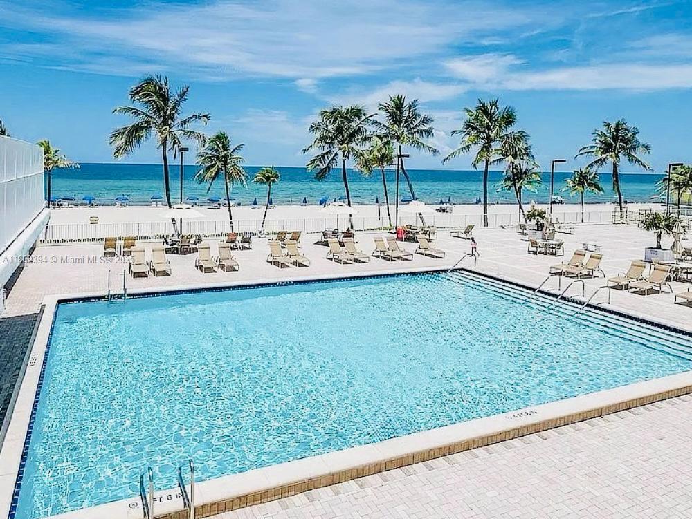 2301 S Ocean Dr 1207
