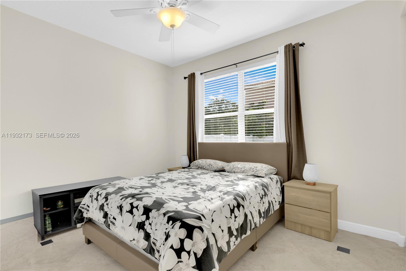 RIVIERA ISLES II - Residential