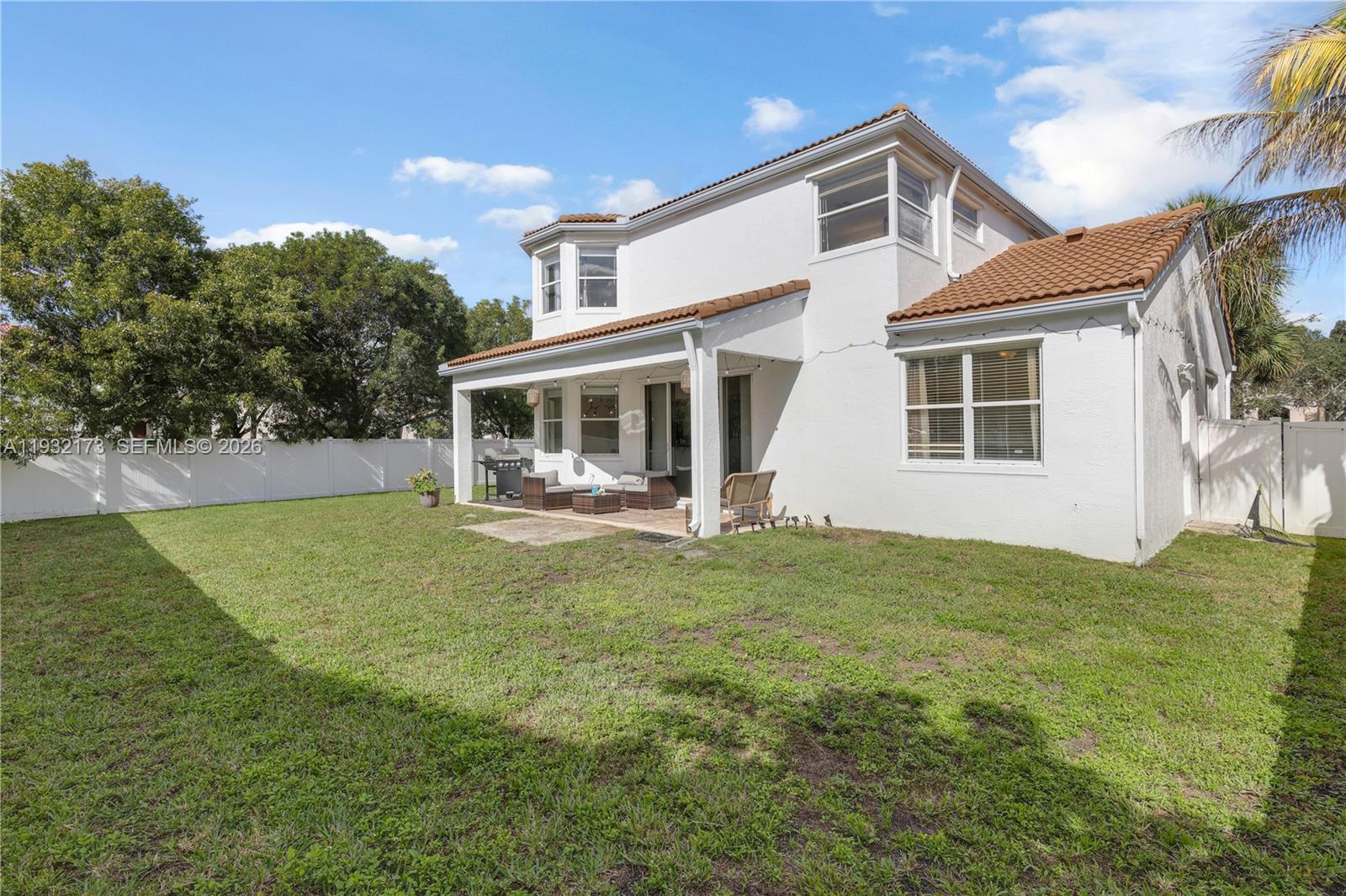 RIVIERA ISLES II - Residential