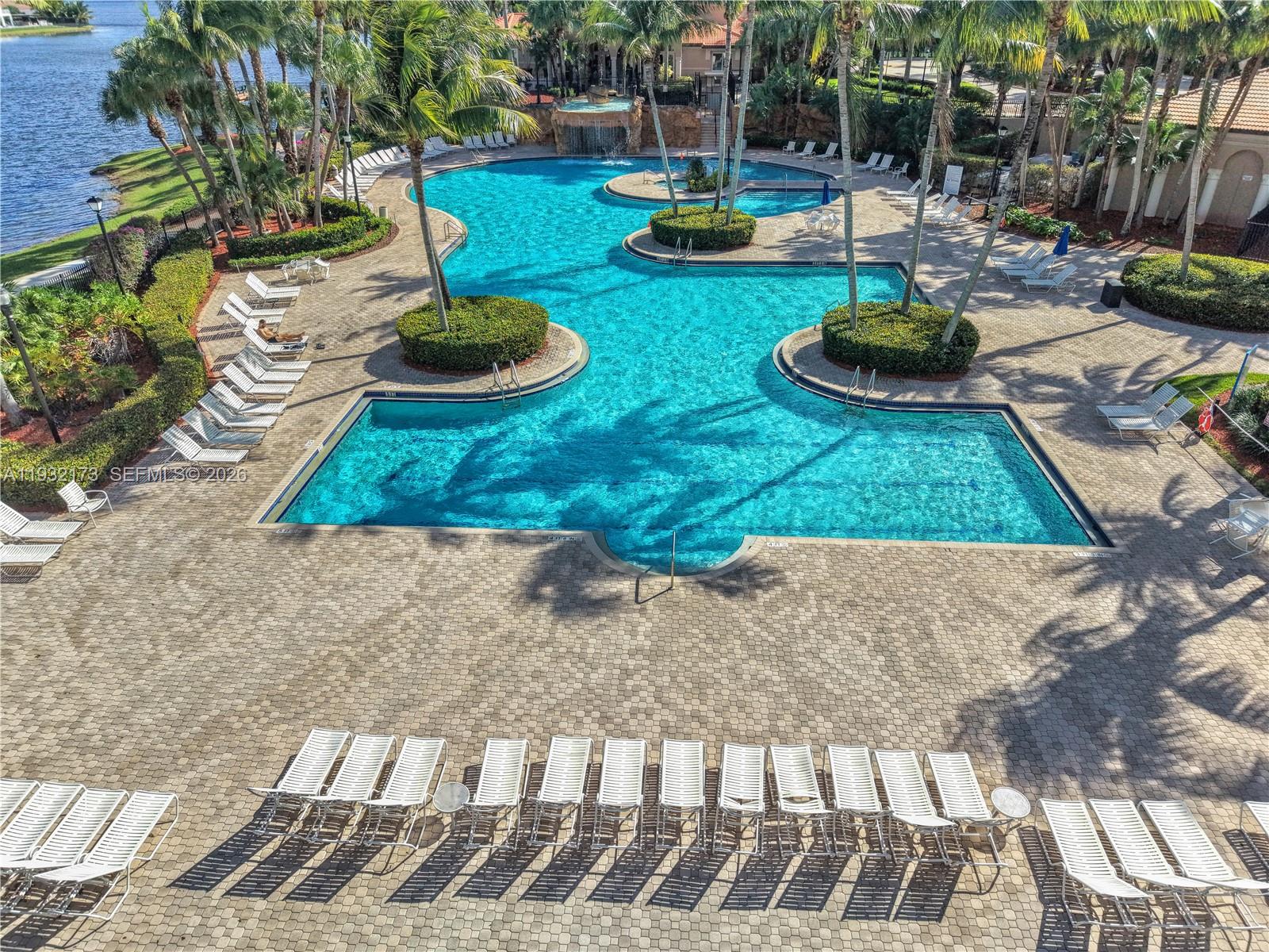 RIVIERA ISLES II - Residential