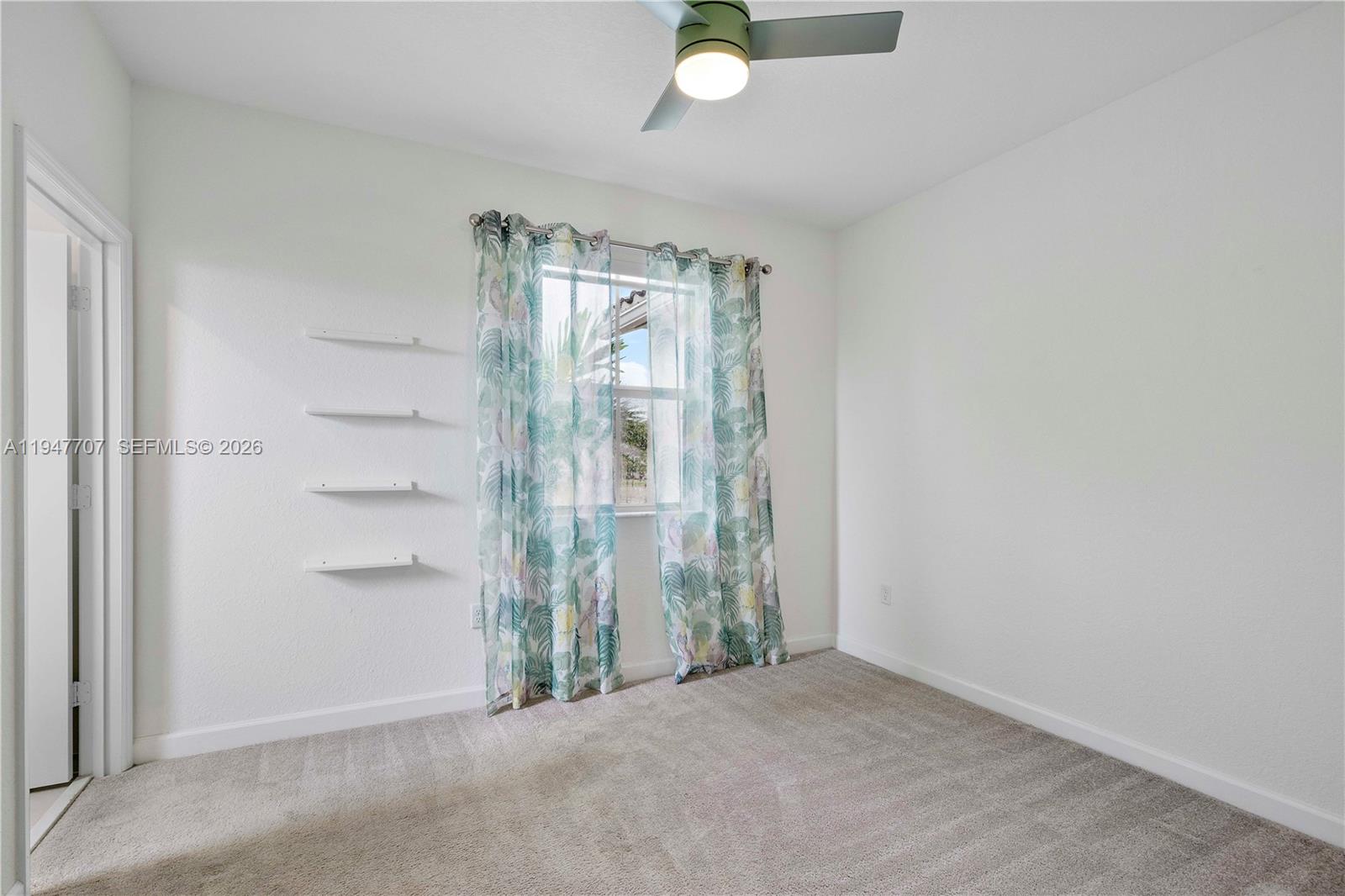 HOMESTEAD PARK OF COMMERC - Residential