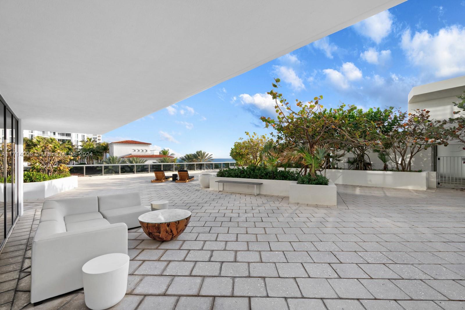 MEI CONDO - Residential