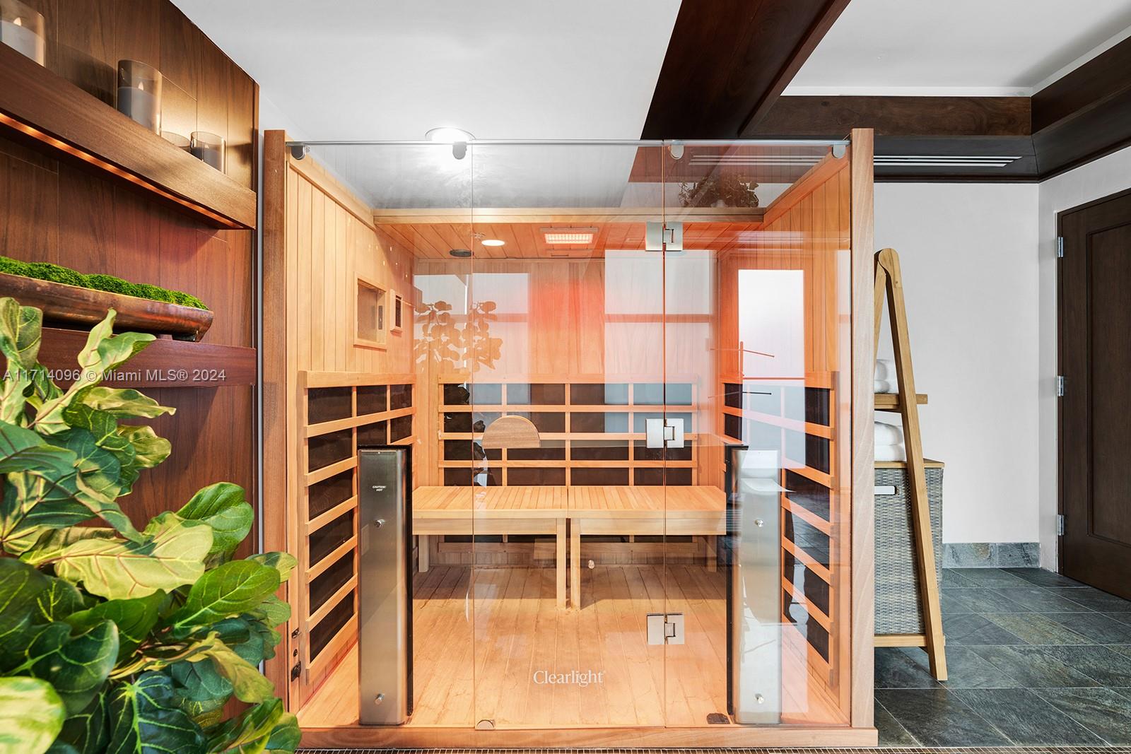 MEI CONDO - Residential