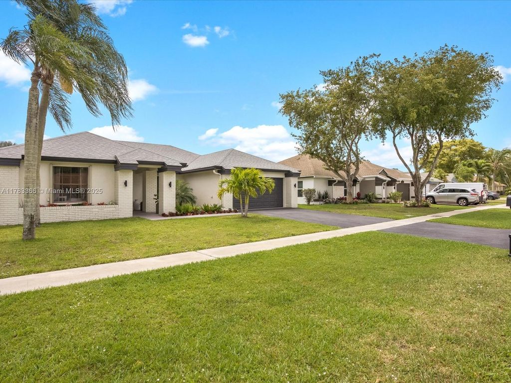 Photo of 10174 S 182nd Ln S, Boca Raton, FL 33498 (MLS # A11783366)