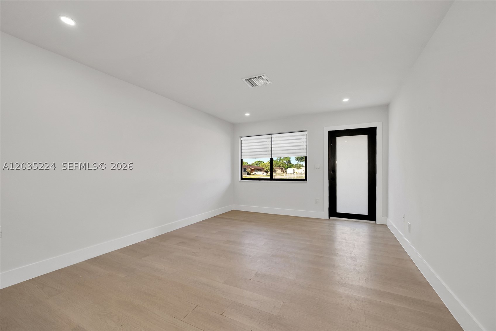 1421 NW 33rd Ave