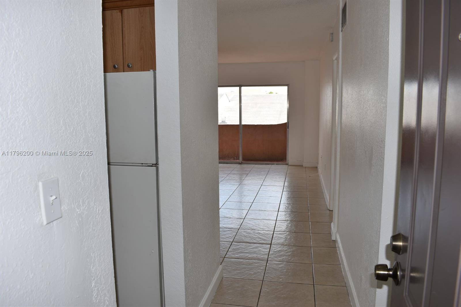 Rental Property at 10900 Sw 104th St 316, Miami, Broward County, Florida - Bedrooms: 1 
Bathrooms: 1  - $1,900 MO.